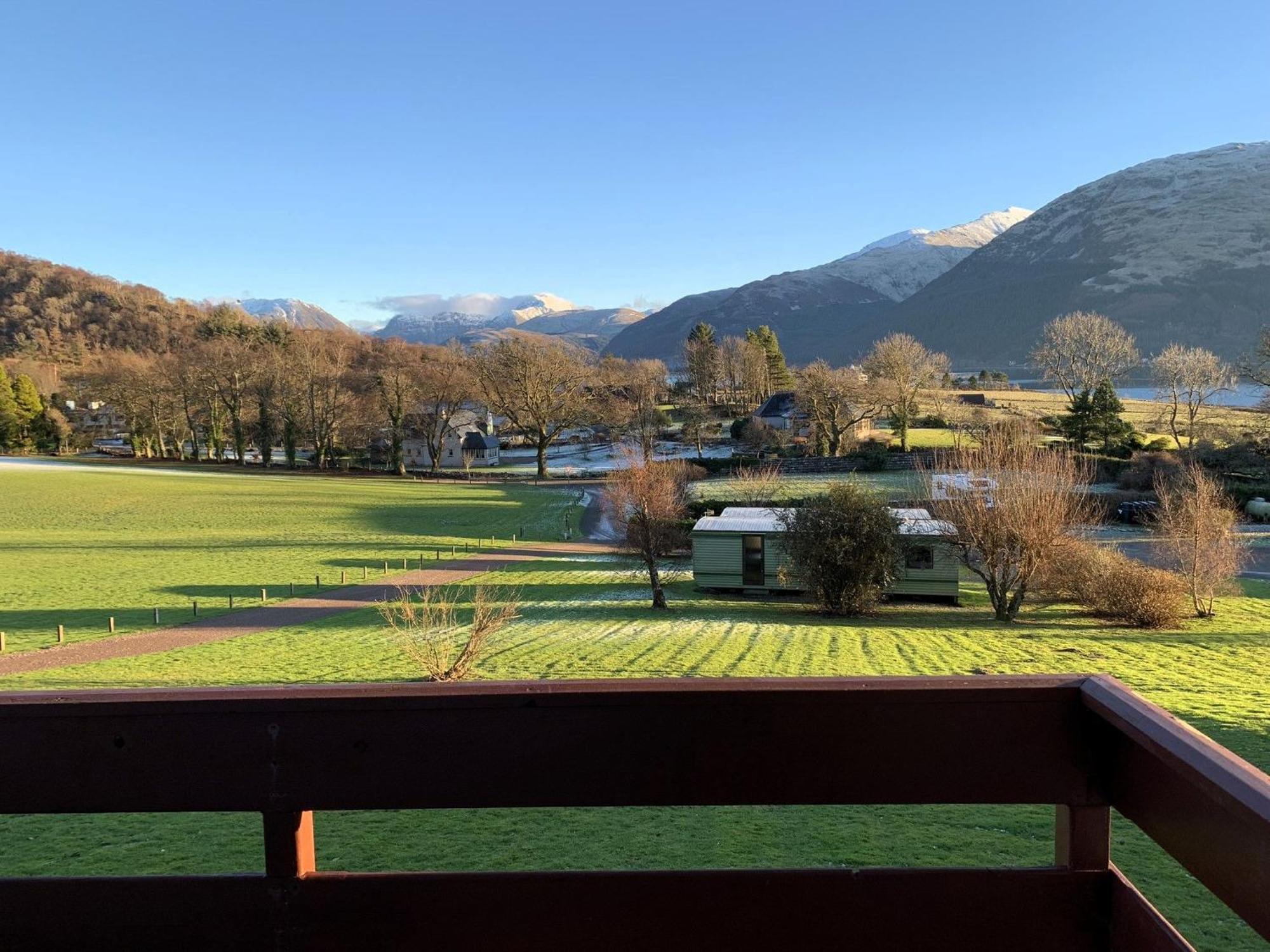 Ash, Birch And Rowan Self Catering Cabins Onich Bagian luar foto