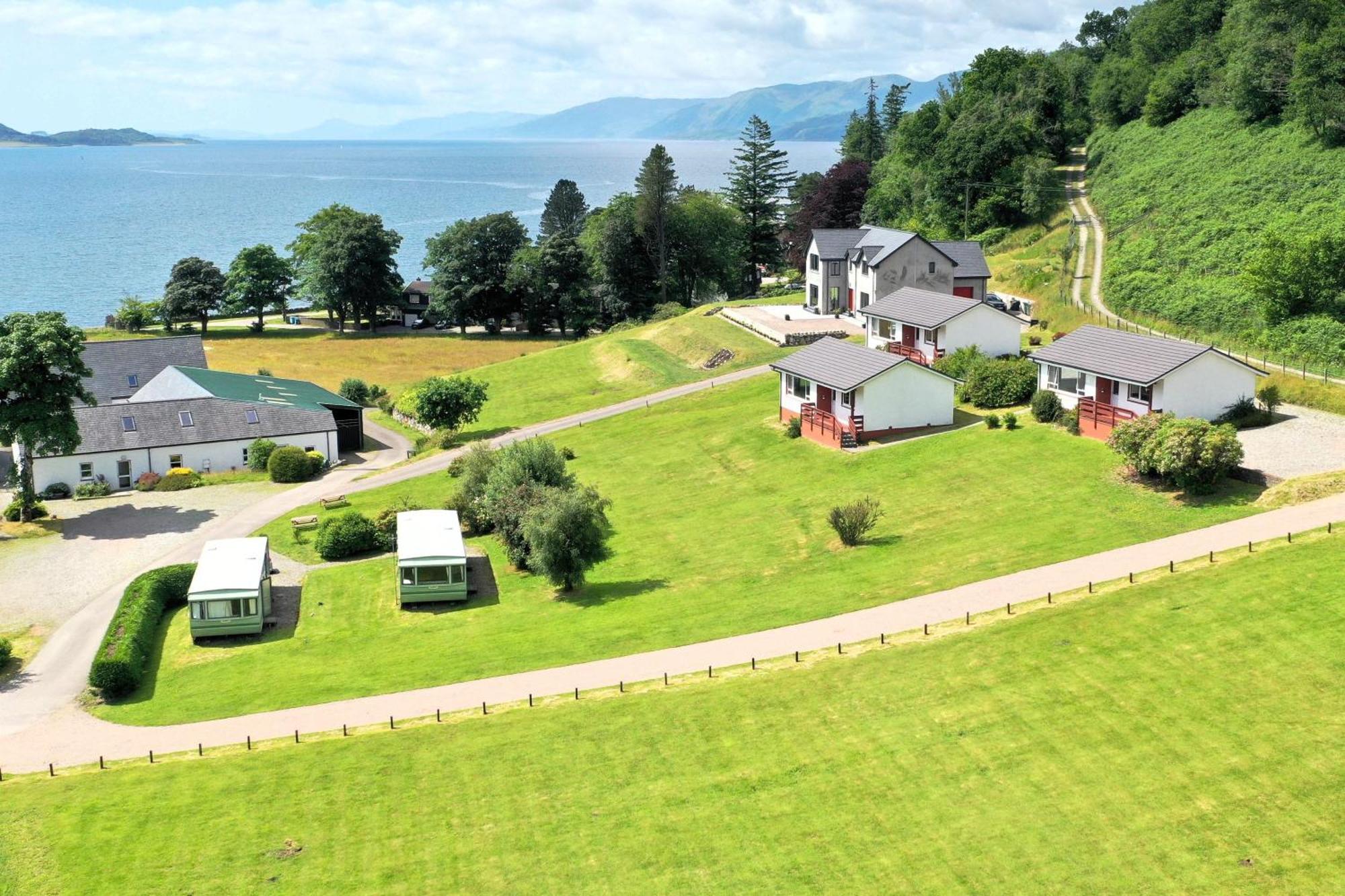 Ash, Birch And Rowan Self Catering Cabins Onich Bagian luar foto