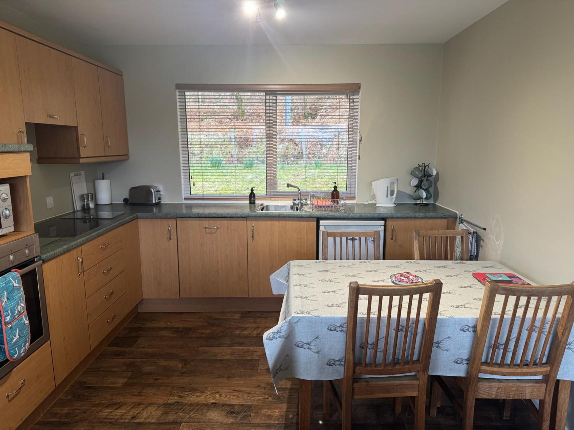 Ash, Birch And Rowan Self Catering Cabins Onich Bagian luar foto