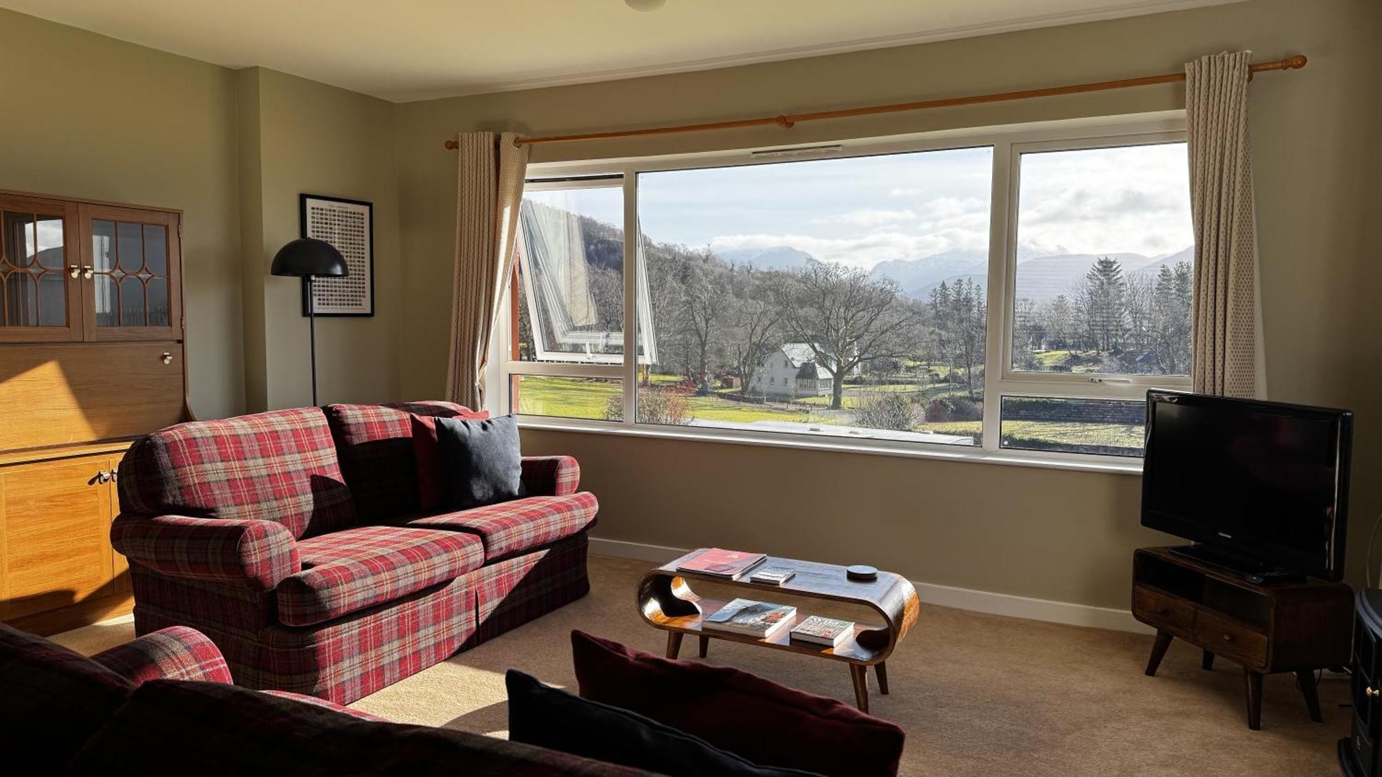 Ash, Birch And Rowan Self Catering Cabins Onich Bagian luar foto